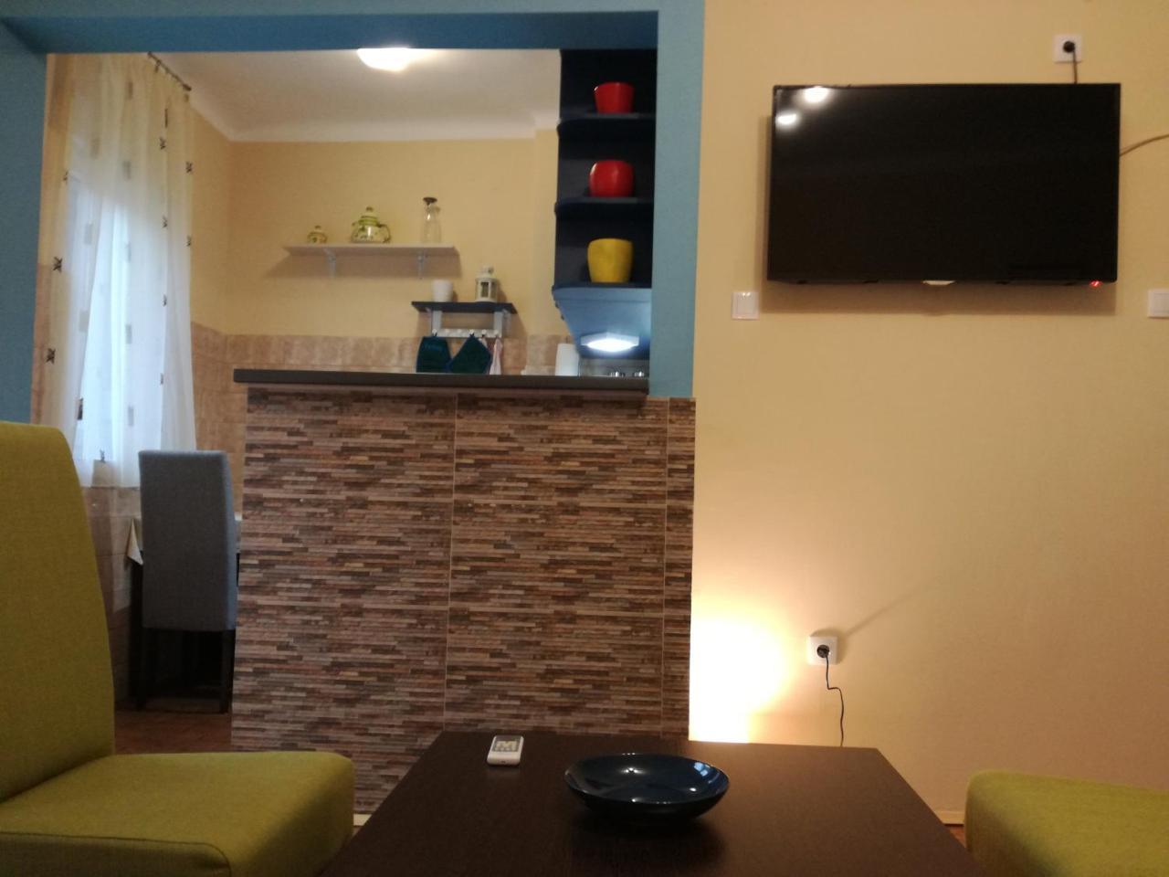 By The Park Free Parking Apartment เบลเกรด ภายนอก รูปภาพ